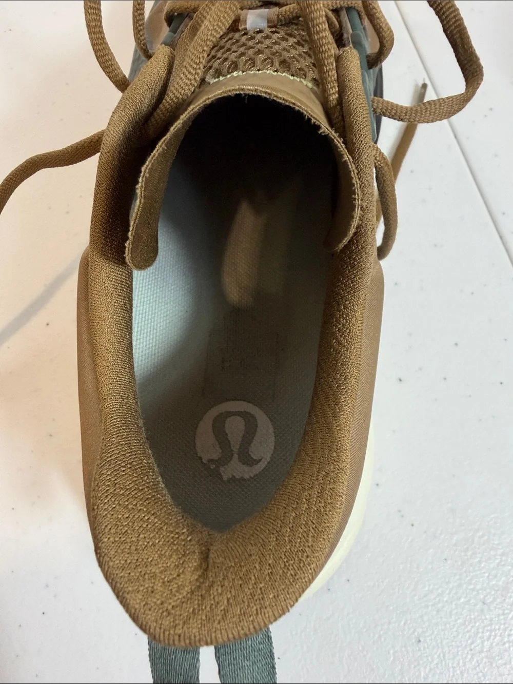 Lululemon Blissfeel Trail Women’s Running Shoe Style Number: W9EPZS